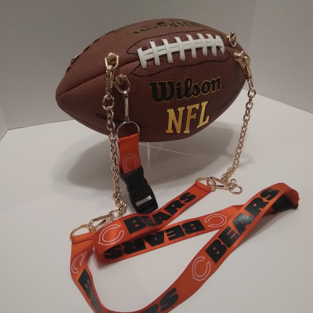 HANDMADE Football Purse (GO BEARS) 🏈 - Picture 10 of 17
